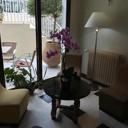 Du Tourisme 2* Zicavo